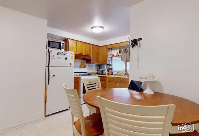 525 Mckee St, Batavia, IL 60510 - photo 19