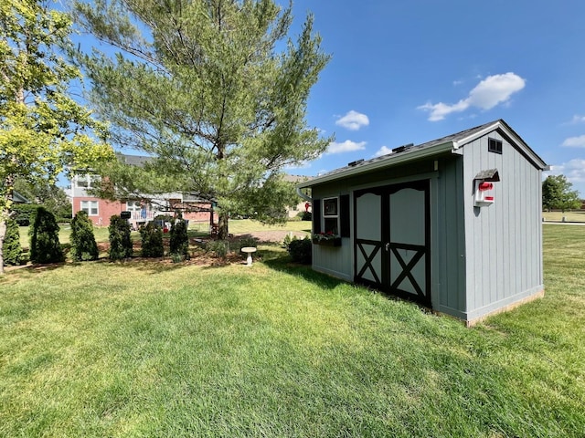 14011 Creek Crossing Dr, Orland Park, IL 60467 - view of green lawn with a storage shed