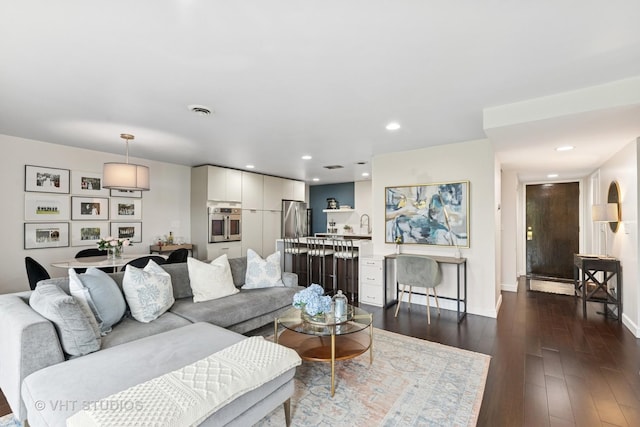 424 Park Ave Unit 604, River Forest, IL 60305 - living room with dark wood-style floors and recessed lighting