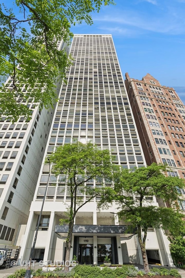 1110 N Lake Shore Dr Unit 20N, Chicago, IL 60611 - view of building exterior