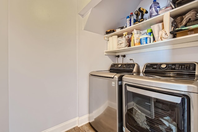 1322 E Thurston Dr, Palatine, IL 60074 - laundry area featuring washer and dryer and wood finished floors