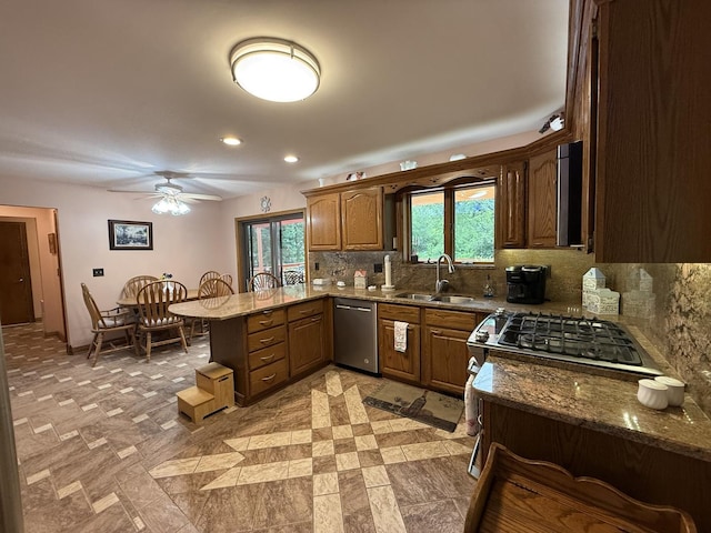 10407 Winn Rd, Richmond, IL 60071 - photo 14