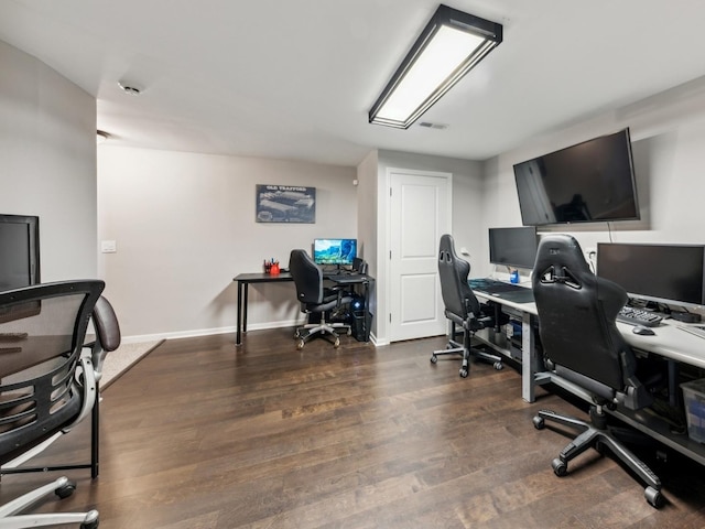 1551 Daybreak Dr, Libertyville, IL 60048 - office space featuring wood finished floors and baseboards