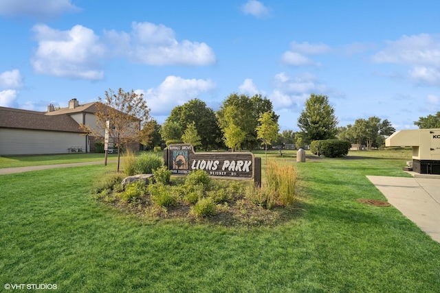 820 Weidner Rd Unit 405, Buffalo Grove, IL 60089 - community / neighborhood sign featuring a lawn