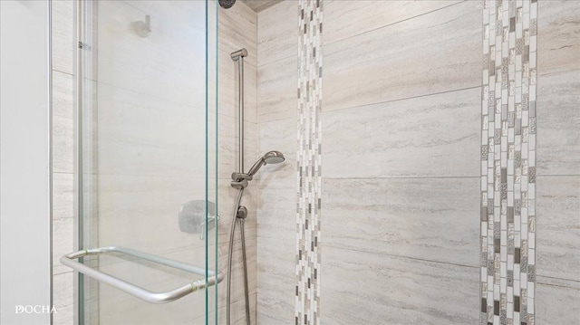2051 Creekside Dr Unit 2-3, Wheaton, IL 60189 - bathroom with a stall shower