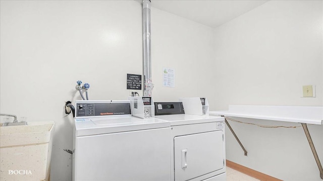 2051 Creekside Dr Unit 2-3, Wheaton, IL 60189 - communal laundry room with washer and clothes dryer