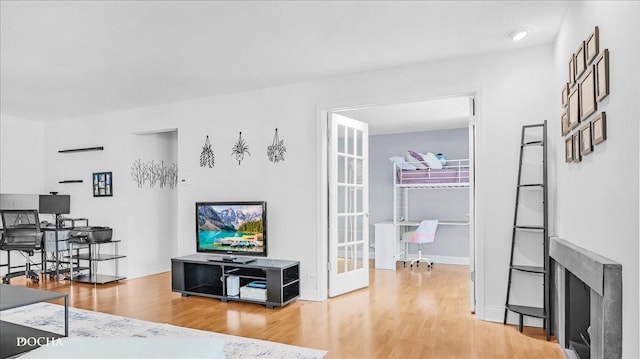 2051 Creekside Dr Unit 2-3, Wheaton, IL 60189 - living room with wood finished floors and an office area