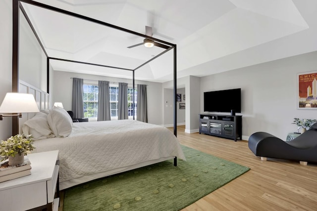 7270 Bannockburn Cir, Lakewood, IL 60014 - bedroom featuring light wood-type flooring and a ceiling fan