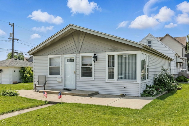 5301 State Rd, Burbank, IL 60459 - view of front of home with a front lawn and a patio