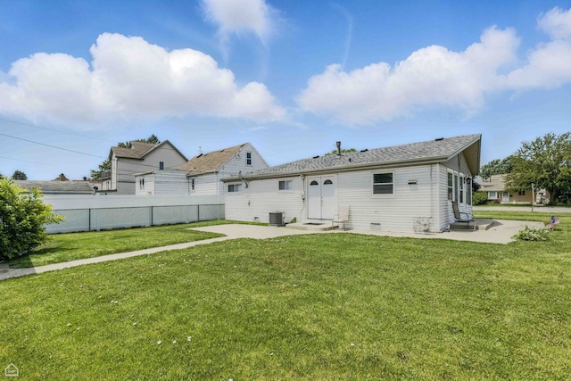 5301 State Rd, Burbank, IL 60459 - back of house featuring a patio area and entry steps