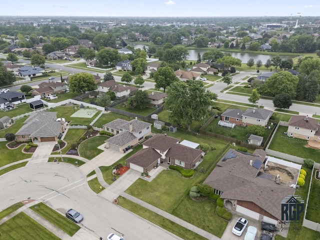 8825 Abbey Ln, Orland Park, IL 60462 - aerial overview of property's location with a nearby body of water and nearby suburban area