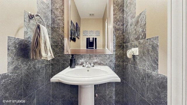 15N502 Prairie Hill Cir, Hampshire, IL 60140 - photo 26