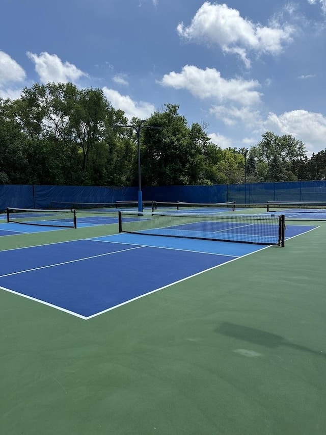 5341 Grand Ave, Downers Grove, IL 60515 - view of tennis court