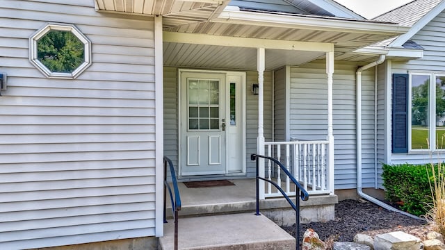 3472 N Il St Unit 23, Ottawa, IL 61350 - view of exterior entry with covered porch