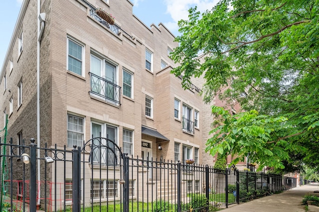 1242 W Ohio St Unit 2E, Chicago, IL 60642 - view of property