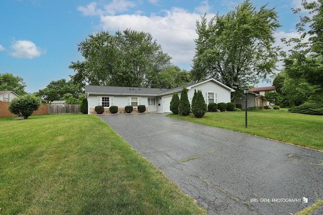 115 Red Bridge Rd, Lake Zurich, IL 60047 - ranch-style home featuring driveway and a garage
