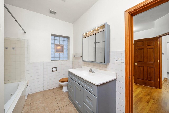 1202 W Huron St, Chicago, IL 60642 - photo 7
