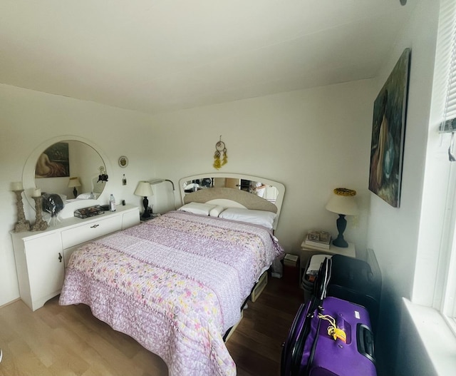 225 S Rohlwing Rd Unit 618, Palatine, IL 60074 - bedroom with light wood finished floors