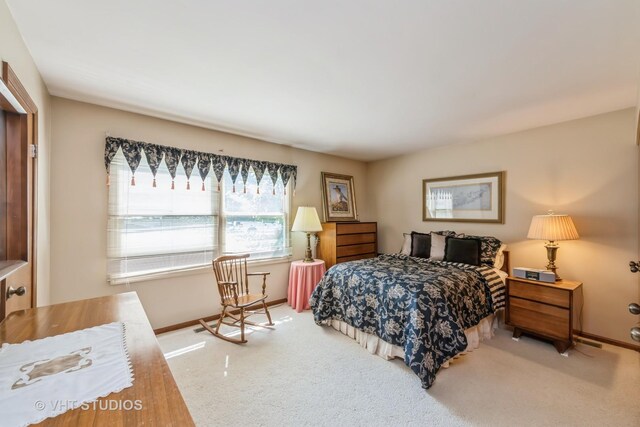 1954 Greenview St, Valparaiso, IN 46383 - carpeted bedroom with baseboards