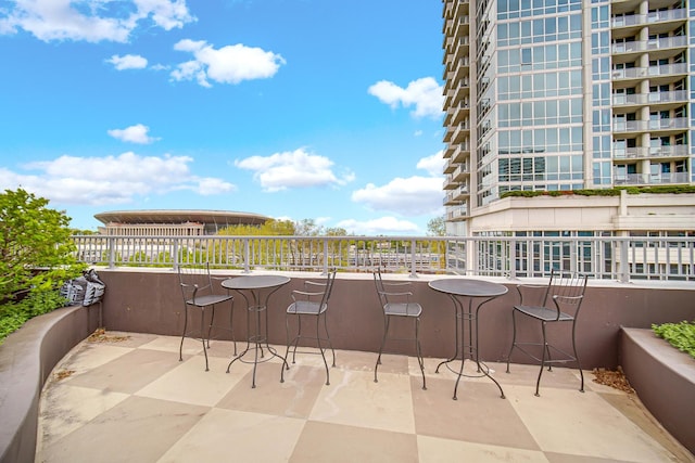 1600 S Prairie Ave Unit 1507, Chicago, IL 60616 - view of patio