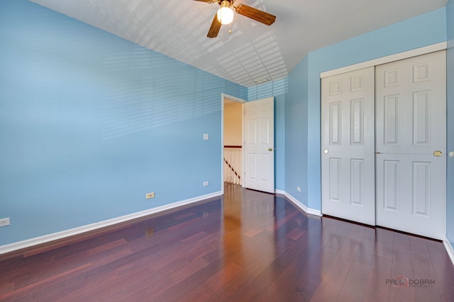 911 Waterford Ln, Elk Grove Village, IL 60007 - unfurnished bedroom featuring wood finished floors, a closet, and a ceiling fan