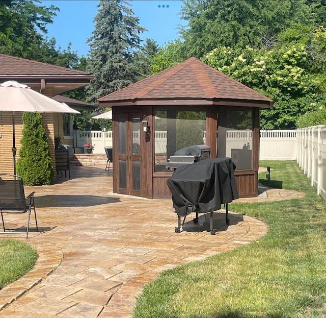 711 E Greenview Rd, Itasca, IL 60143 - deck with a gazebo, a fenced backyard, and grilling area