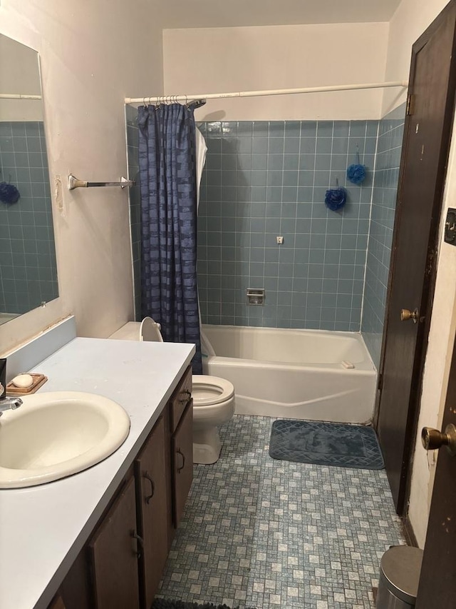 744 Academy Ave, Matteson, IL 60443 - full bath with vanity and shower / bath combination with curtain