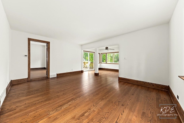 330 S Maple St, Itasca, IL 60143 - unfurnished room with wood finished floors and ceiling fan