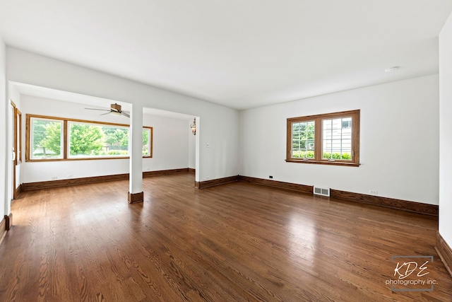 330 S Maple St, Itasca, IL 60143 - spare room with dark wood-style flooring and ceiling fan