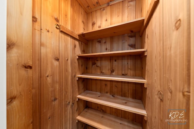 330 S Maple St, Itasca, IL 60143 - interior space with a sauna