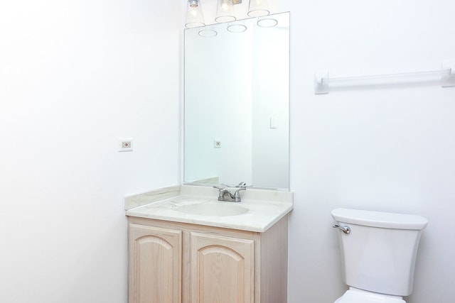 2007 Thornwood Cir, Saint Charles, IL 60174 - bathroom featuring vanity and toilet