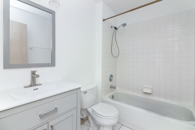 2007 Thornwood Cir, Saint Charles, IL 60174 - bathroom featuring vanity and  shower combination