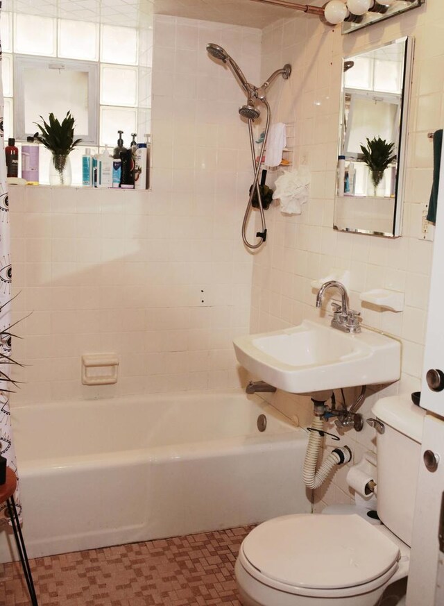 2406 S 50th Ave, Cicero, IL 60804 - photo 8