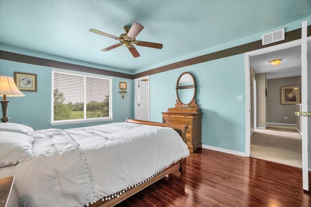 2420 Columbia Ln, Montgomery, IL 60538 - bedroom featuring wood finished floors and a ceiling fan