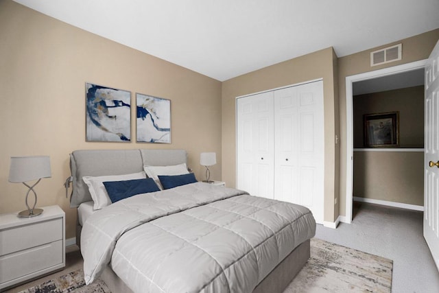2420 Columbia Ln, Montgomery, IL 60538 - carpeted bedroom with baseboards and a closet