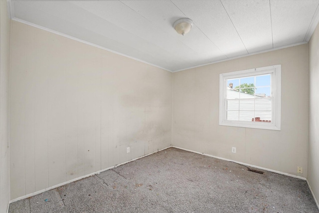 1616 Wilcox St, Crest Hill, IL 60435 - unfurnished room with crown molding and carpet