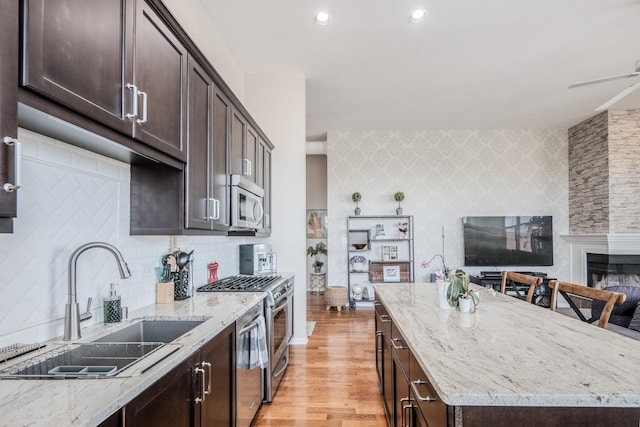 2512 N Bosworth Ave Unit 403, Chicago, IL 60614 - photo 4