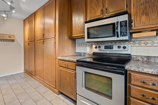 13 Golfview Dr, Savoy, IL 61874 - photo 18