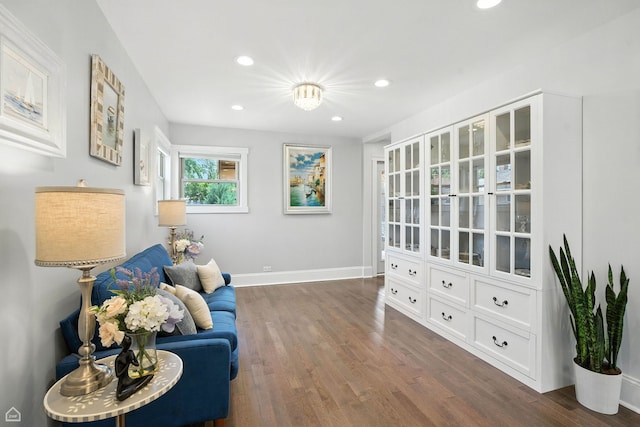 7515 W Roscoe St, Chicago, IL 60634 - sitting room with recessed lighting and wood finished floors
