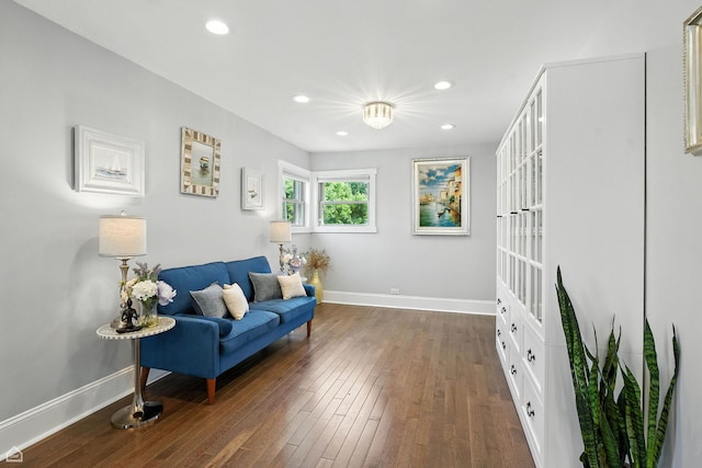 7515 W Roscoe St, Chicago, IL 60634 - living area featuring dark wood finished floors and recessed lighting