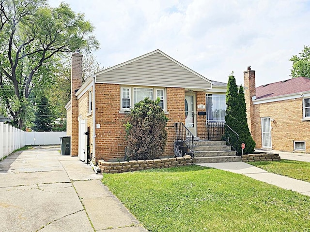 234 Rice Ave, Bellwood, IL 60104 - photo 1
