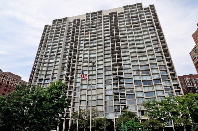 3200 N Lake Shore Dr Unit 1709, Chicago, IL 60657 - view of apartment building / complex