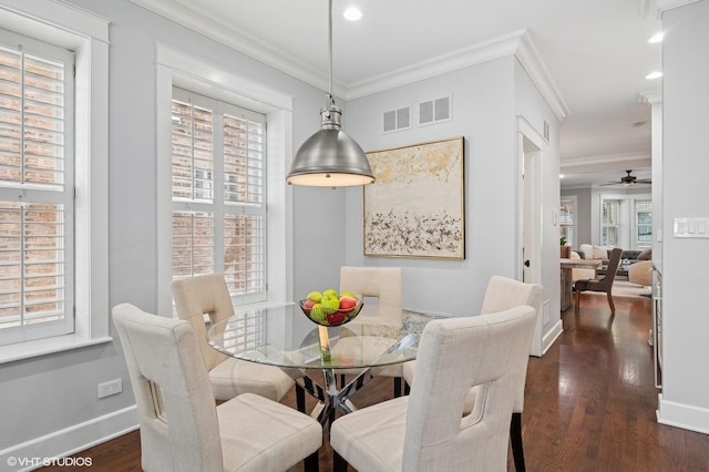 3715 N Wayne Ave, Chicago, IL 60613 - dining area featuring dark wood finished floors, plenty of natural light, ornamental molding, recessed lighting, and ceiling fan