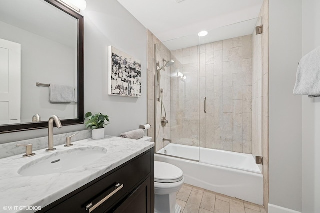 3715 N Wayne Ave, Chicago, IL 60613 - full bath featuring vanity, shower / bath combination with glass door, and wood finish floors
