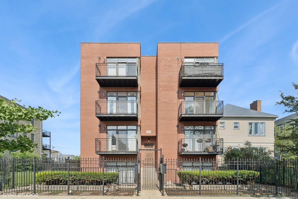 6123 S Kimbark Ave Unit 2N, Chicago, IL 60637 - view of property