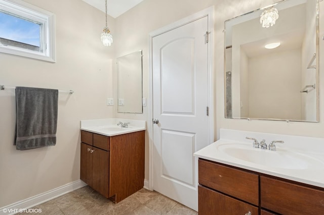 6123 S Kimbark Ave Unit 2N, Chicago, IL 60637 - bathroom featuring vanity and baseboards