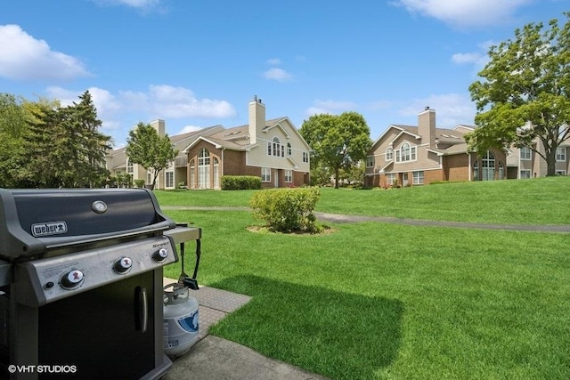 975 W Happfield Dr, Arlington Heights, IL 60004 - view of green lawn
