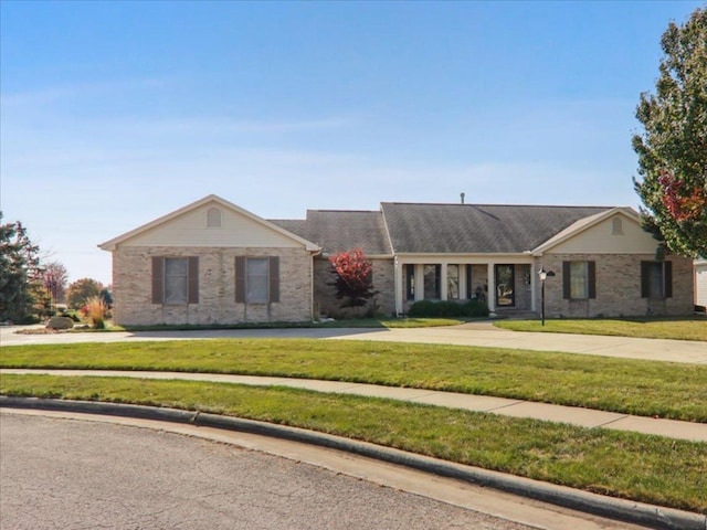 15 Smokey Ct, Bloomington, IL 61704 - photo 1