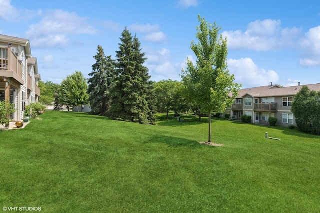 1228 N Red Oak Cir Unit 2, Round Lake Beach, IL 60073 - photo 19