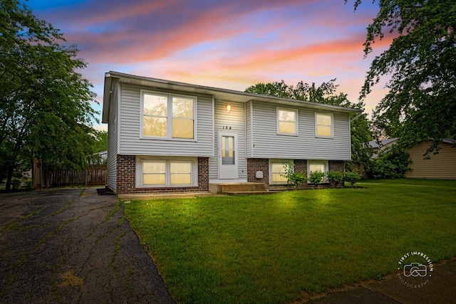 154 S Orchard Dr, Bolingbrook, IL 60440 - photo 1